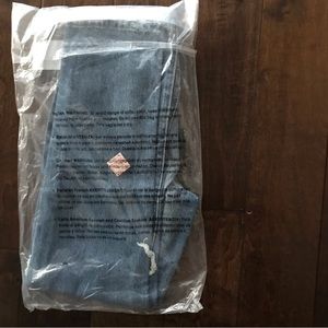 Blank NYC The Madison Crop High Rise Crop Size 25